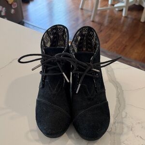Toms Black Suede Wedges
